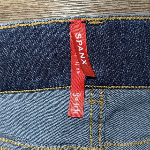 SPANX Pull-on Stretch Denim Flare Jeans Midnight Shade - Picture 11 of 14